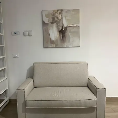 Flat 16 Apartament
